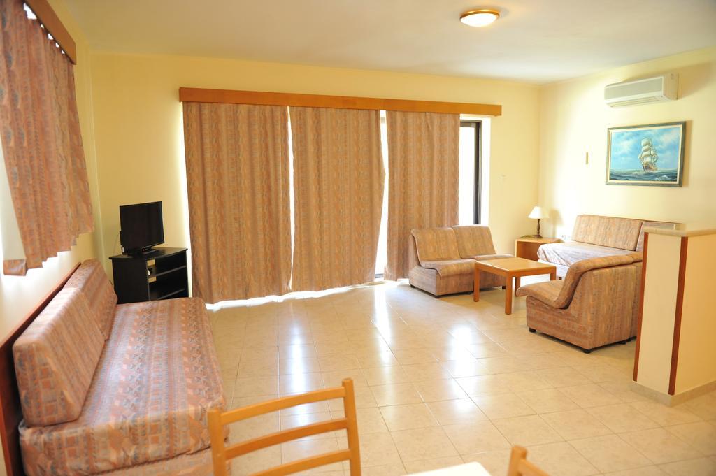 Niki Hotel Apartments Ialysos  Ngoại thất bức ảnh