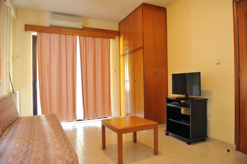 Niki Hotel Apartments Ialysos  Ngoại thất bức ảnh