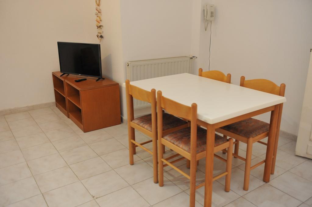 Niki Hotel Apartments Ialysos  Ngoại thất bức ảnh