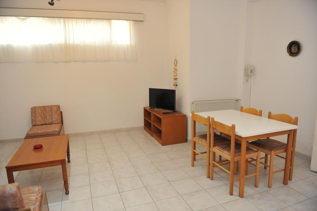 Niki Hotel Apartments Ialysos  Ngoại thất bức ảnh
