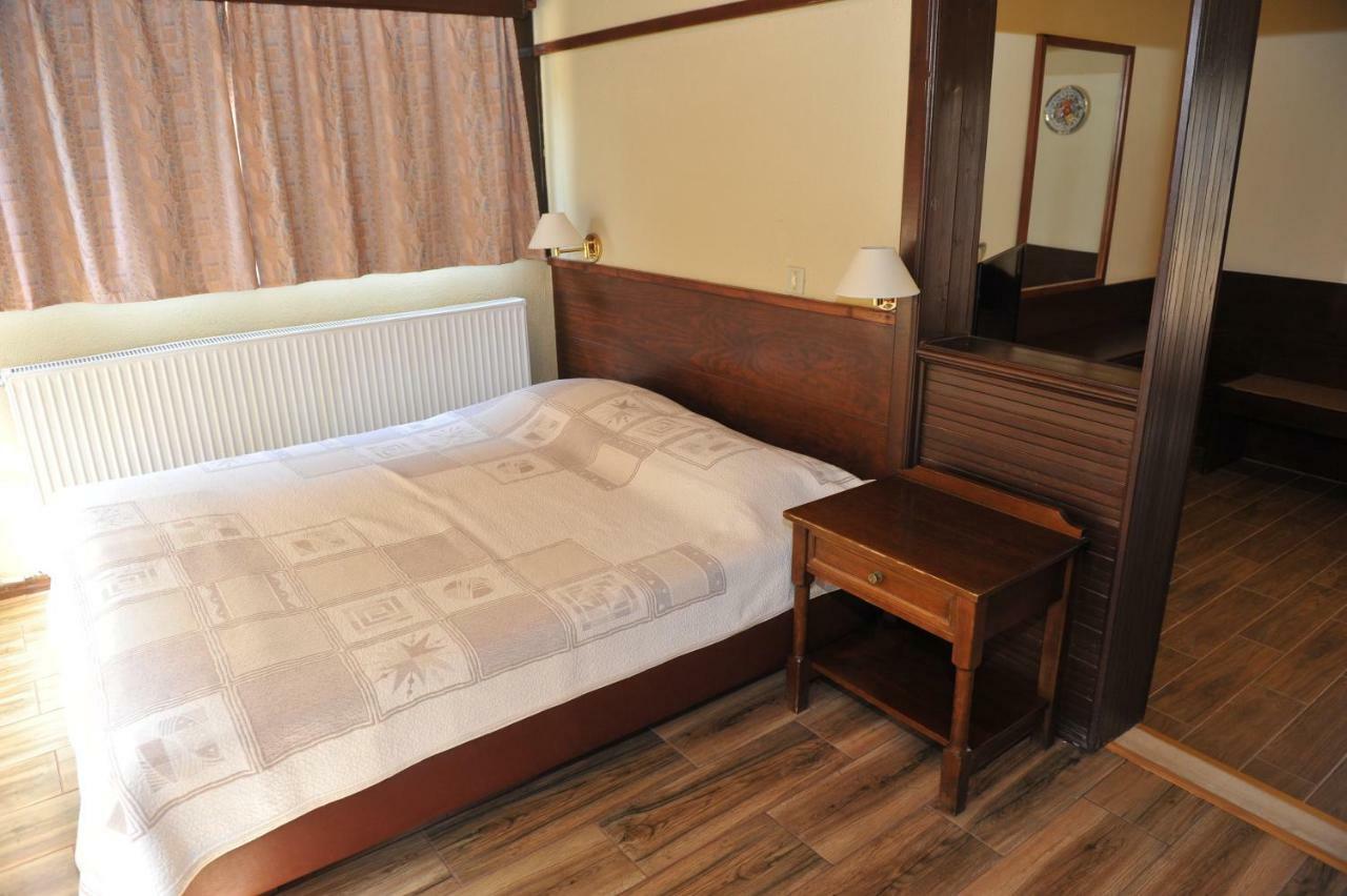 Niki Hotel Apartments Ialysos  Ngoại thất bức ảnh